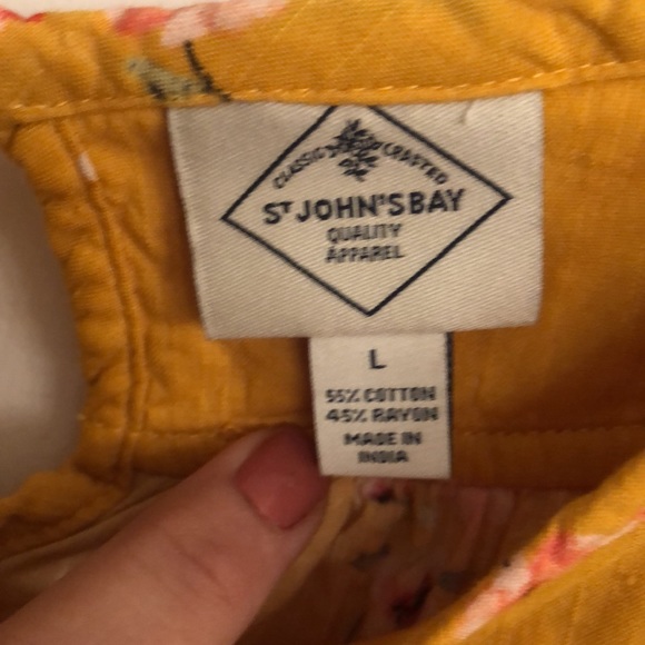Womens size lg St John’s Bay blouse - Picture 5 of 8